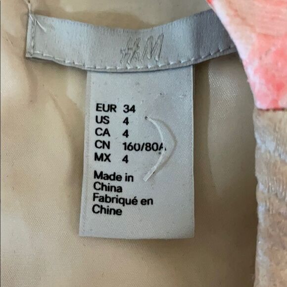 H&M multicolored dress. - Picture 3 of 6